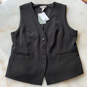 Black women’s vest from H&M with tags!